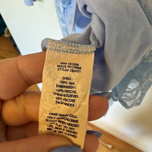 Soft Surroundings Adele Silk Viscose Tunic Top Blue 3/4 Sleeve Size Medium EUC - Picture 5 of 6